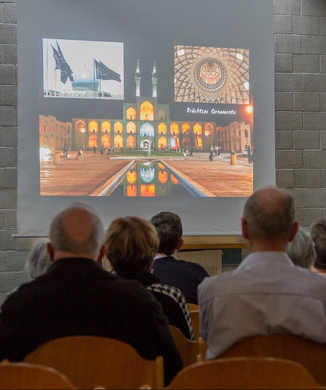 Fotoausstellung im Evangelischen Gemeindezentrum im Hohbuch vom 17. März bis 13. April 2019