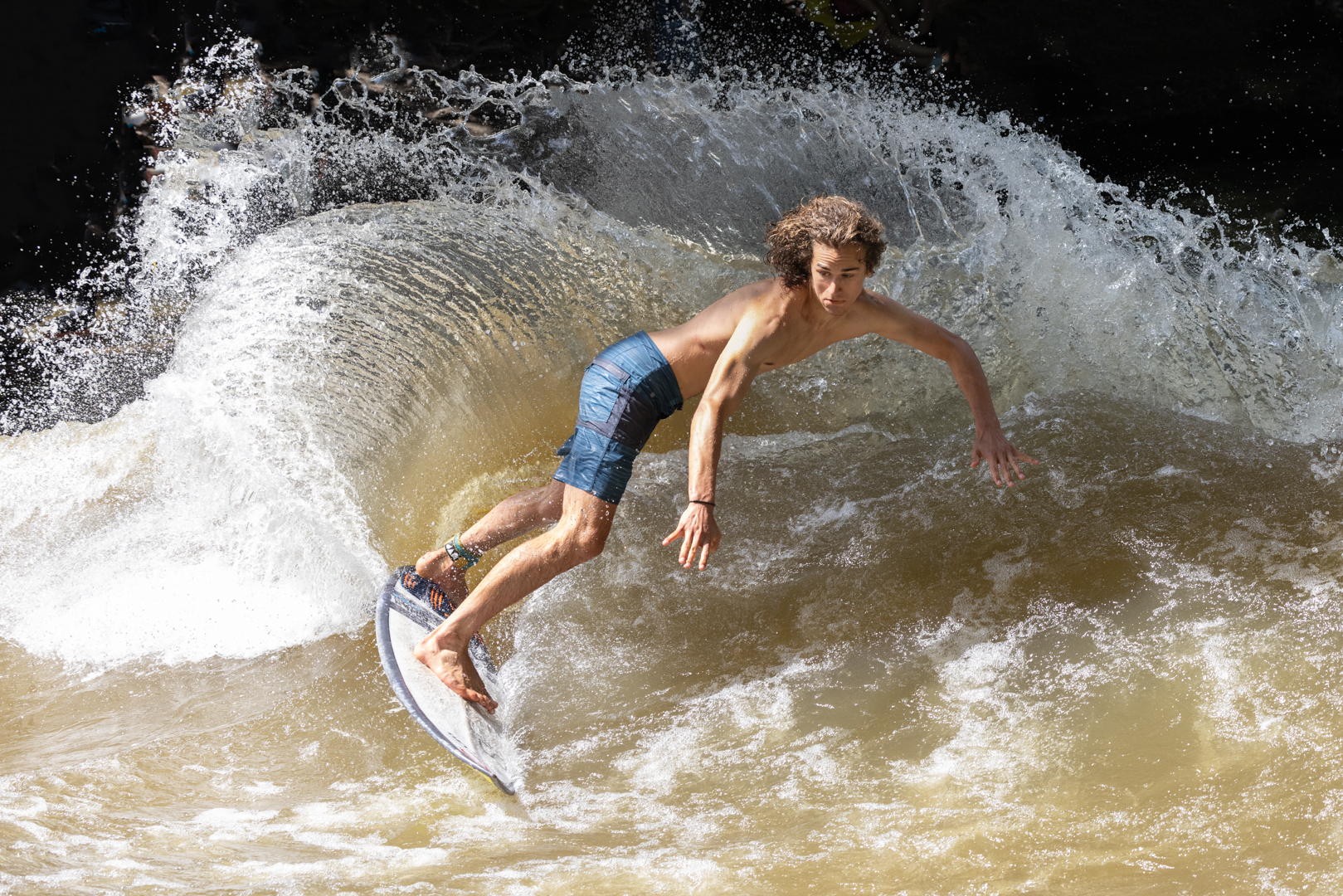 Egerer, Monika: Eisbach. Annahme