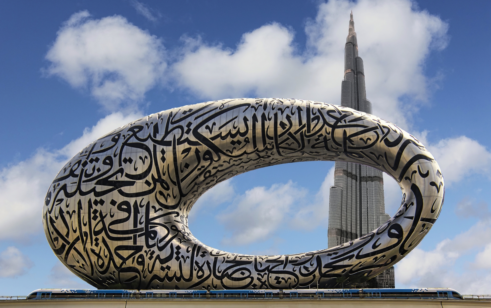 Rainer Otto: Dubai, Annahme